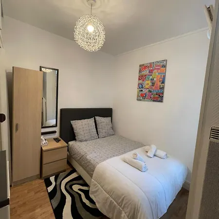 Dame De Fer * باريس